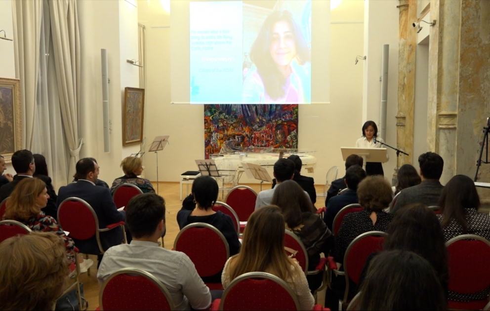 Vyanada “Huma quşu“ Təhsilə Yardım Fondunun təqdimatı keçirilib
