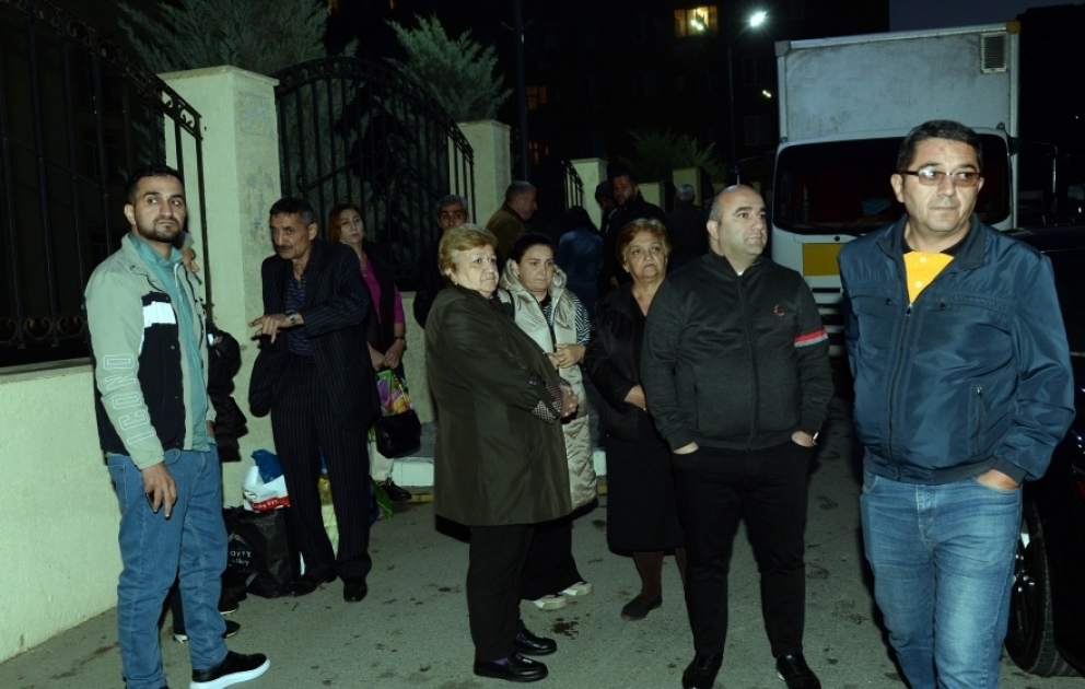 Füzuli rayonunun daha 117 sakini doğma yurda yola salınıb