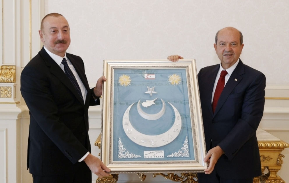Präsident Ilham Aliyev empfängt Präsidenten der Türkischen Republik Nordzypern