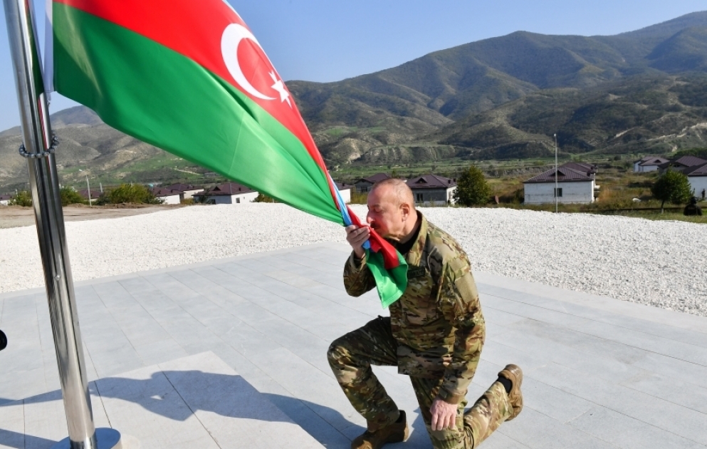 President Ilham Aliyev raised national flag of Azerbaijan in Khojaly town