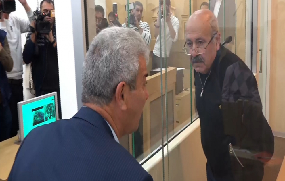 Vaqif Xaçaturyanın məhkəməsindən görüntülər