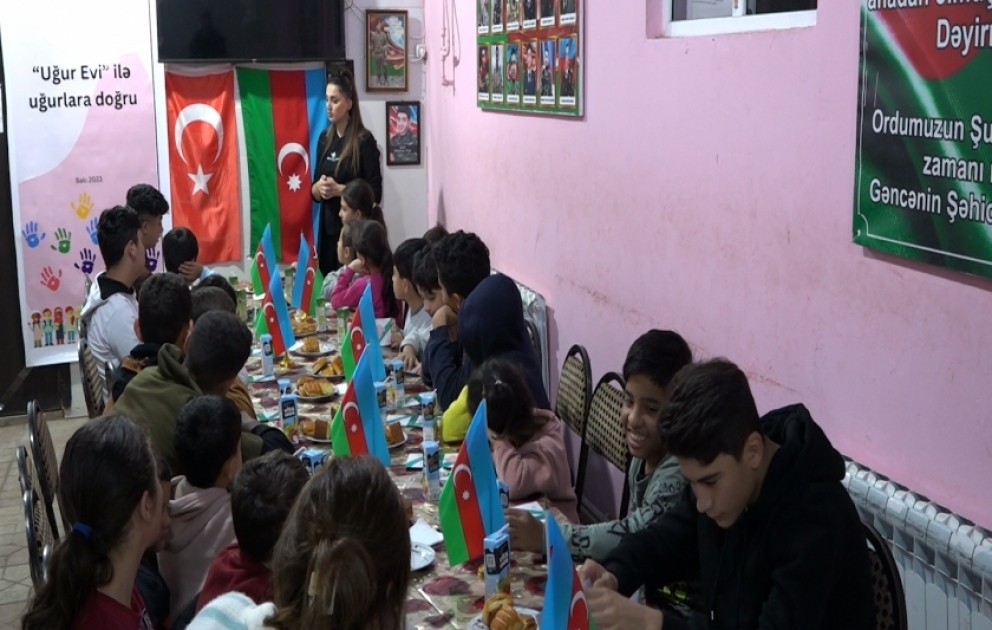 AZƏRTAC-ın təşkilatçılığı ilə “Uşaq hüquqlarının qorunması və təbliği” mövzusunda silsilə təlimlər keçirilib