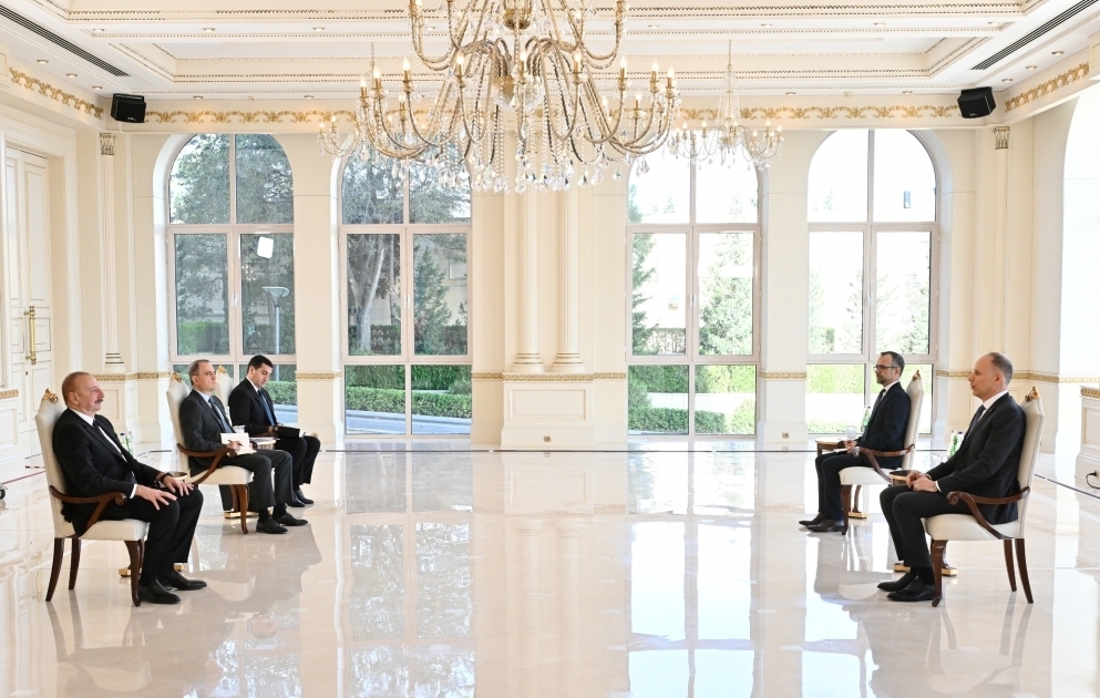 Prezident İlham Əliyev İsveçrənin Azərbaycanda yeni təyin olunmuş səfirinin etimadnaməsini qəbul edib