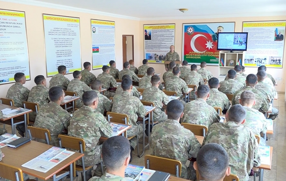 İlham Əliyevin Azərbaycan Prezidenti seçilməsinin 20 illiyi ilə əlaqədar Əlahiddə Ümumqoşun Orduda silsilə tədbirlər keçirilir