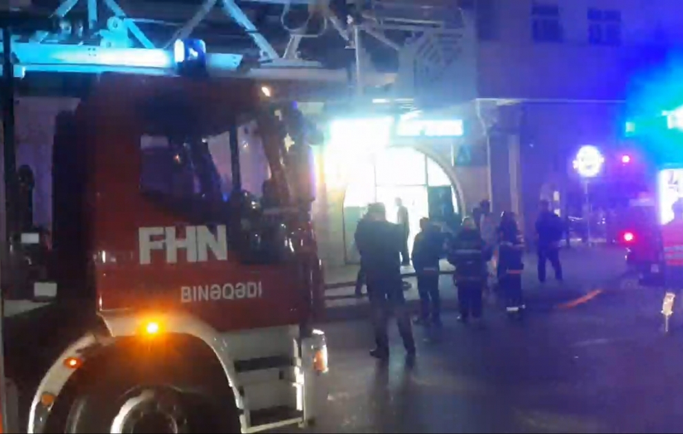 Nərimanov rayonunda yaşayış binasında yanğın baş verib