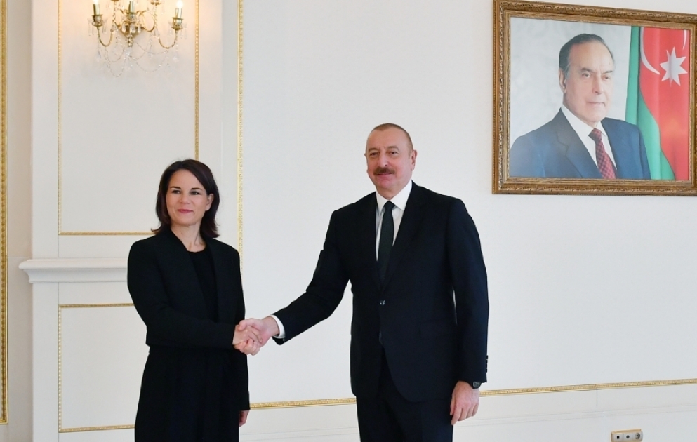 Prezident İlham Əliyev Almaniyanın xarici işlər nazirini qəbul edib