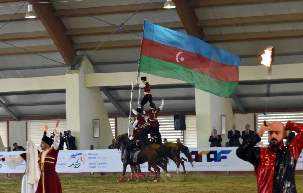 Bakıda Milli Atçılıq Festivalının açılış mərasimi keçirilib