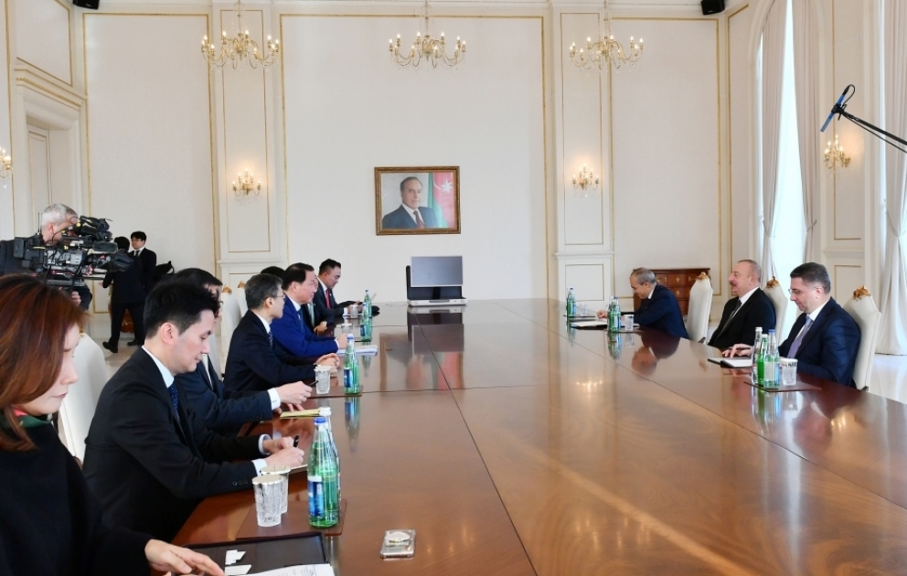President Ilham Aliyev received delegation led by Chairman of the Chamber of Commerce and Industry of the Republic of Korea