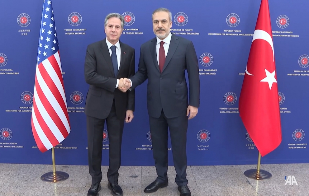 Hakan Fidanla Antoni Blinkenin arasında görüş başladı