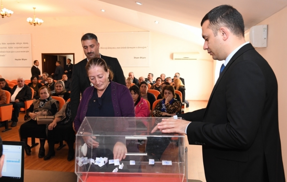 Zabuxa növbəti mərhələdə köçürüləcək sakinlər arasında püşkatma keçirilib