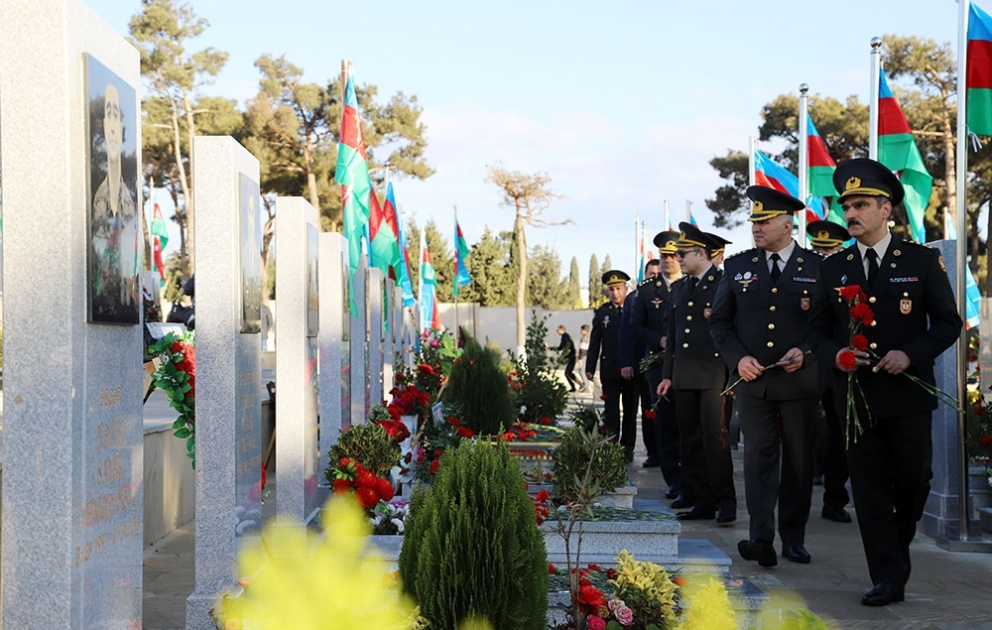 Defense Ministry’s military personnel visited the Second Alley of Shehids