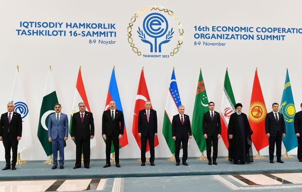 Daşkənddə İqtisadi Əməkdaşlıq Təşkilatının 16-cı Zirvə toplantısı keçirilib 
Azərbaycan Prezidenti İlham Əliyev tədbirdə iştirak edib   YENİLƏNİB