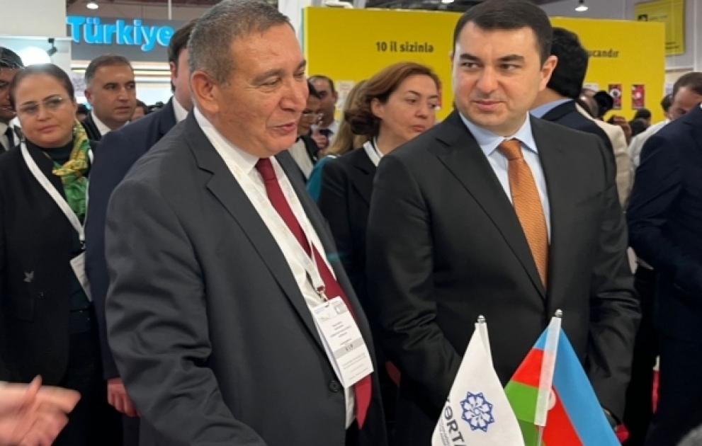 IX Bakı Beynəlxalq Kitab Sərgisi: AZƏRTAC-ın hazırladığı “Heydər Əliyev Azərbaycandır!” ikihissəli sənədli filmi təqdim olunub