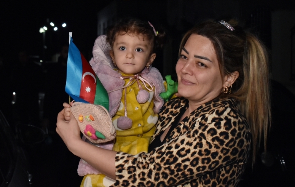 Еще 40 жителей Лачина возвращаются в родные края
