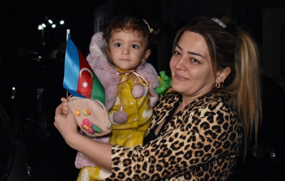 10 weitere Flüchtlingsfamilien aus Latschin kehren in ihr Heimatland zurück