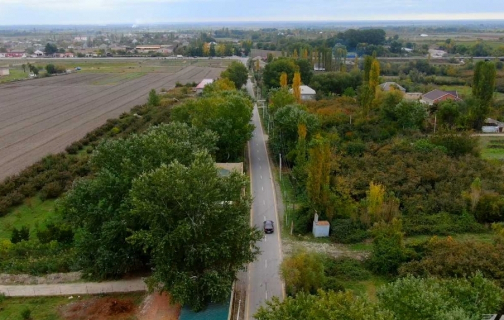 Xaçmazda 10 yaşayış məntəqəsinin yolu yenidən qurulub