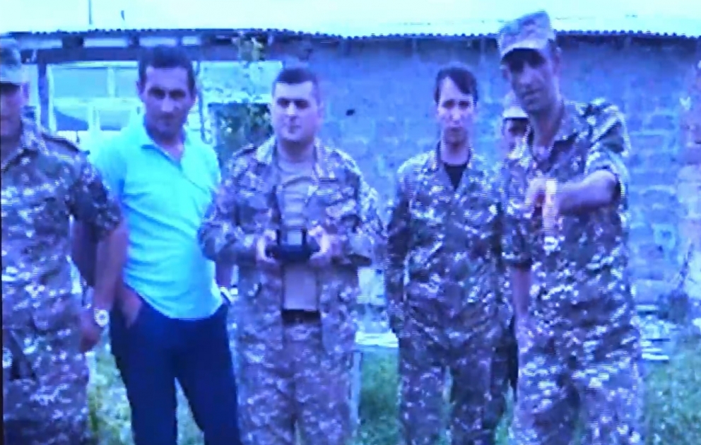 MN: Ermənilər sivil əhalini dronlaşdırır