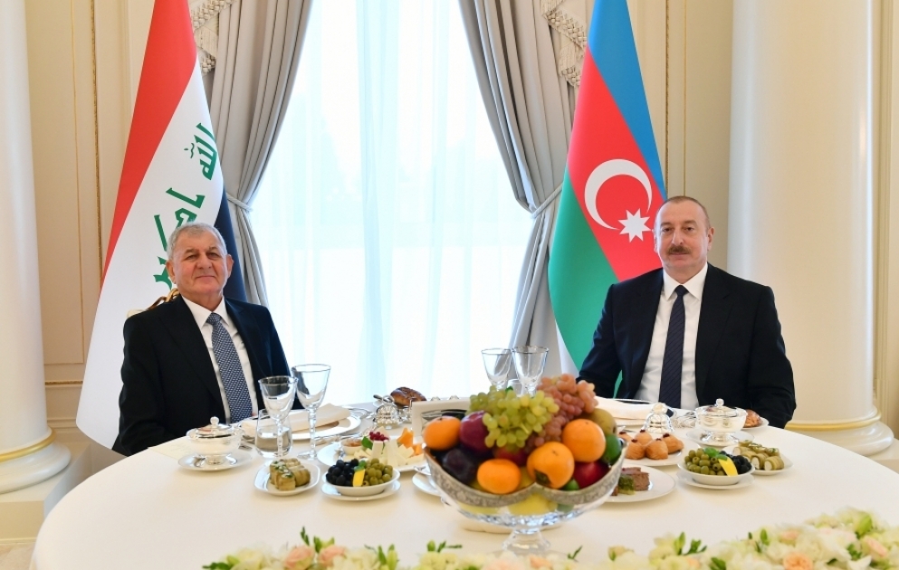 Official lunch was hosted on behalf of President of Azerbaijan in honor of President of Iraq