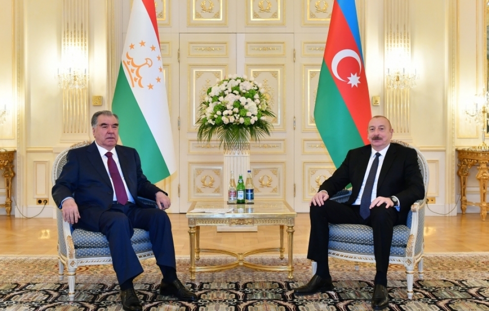 Le président azerbaïdjanais s’entretient avec son homologue tadjik