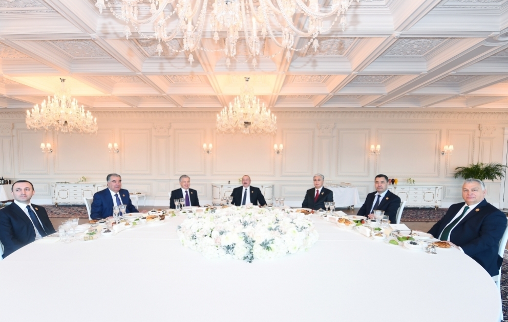 Offizieller Empfang zu Ehren der am Gipfeltreffen des UN-Sonderprogramms für die Volkswirtschaften Zentralasiens (SPECA) teilnehmenden Staats- und Regierungschefs in Baku