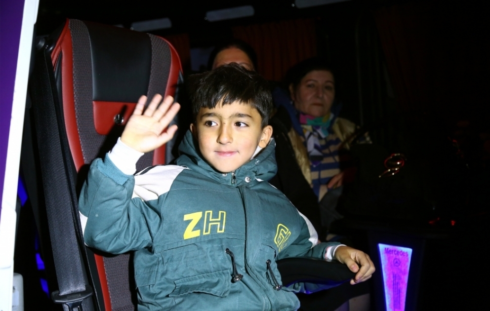 Laçının daha 63 sakini doğma yurda yola salındı