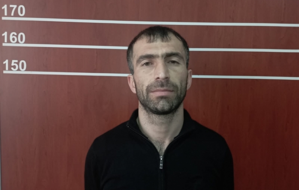 Əcnəbi vətəndaşa narkokuryerlik edən şəxs saxlanılıb