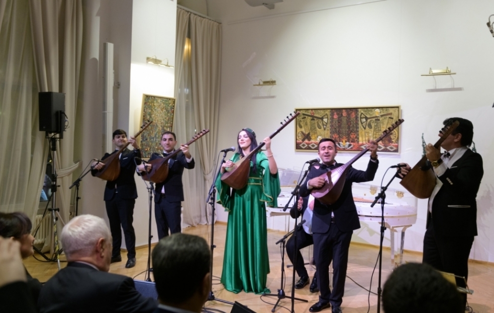 Vyanada Aşıq Şəmşirin 130 illiyi qeyd olundu