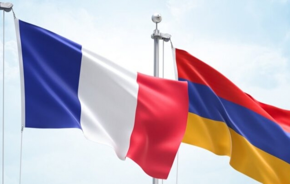Двойные стандарты Франции