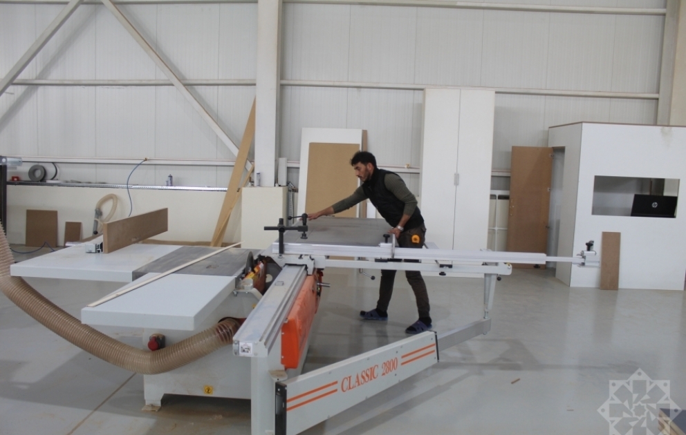 Laçındakı mebel fabrikində 50-dən çox işçi çalışır