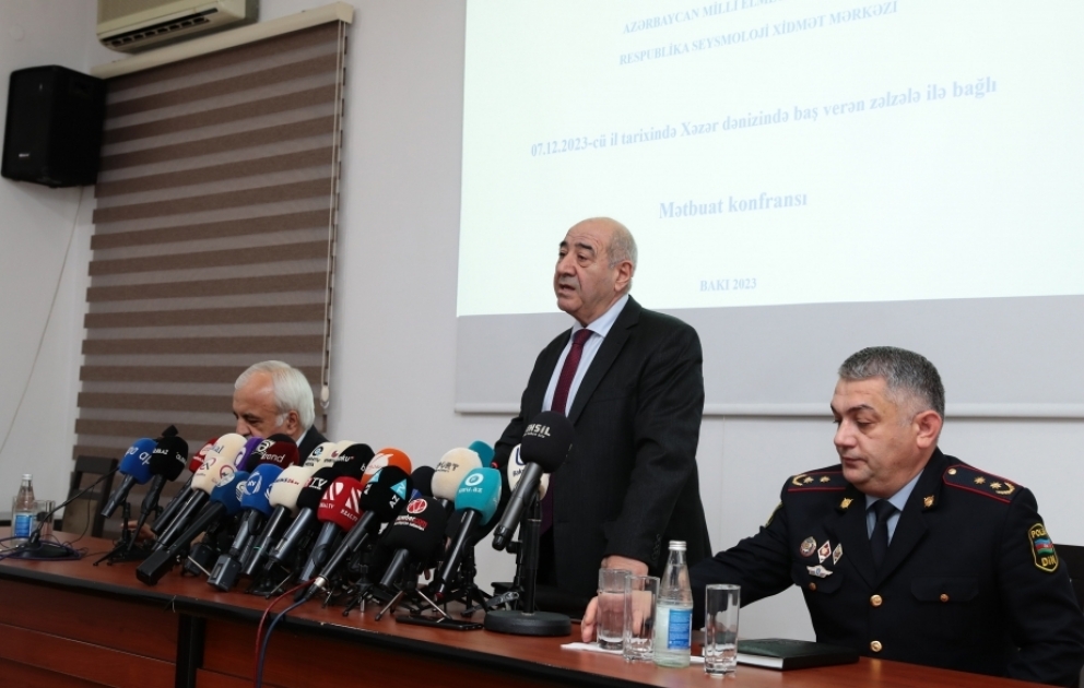 Zəlzələ ilə bağlı AÇIQLAMA  CANLI