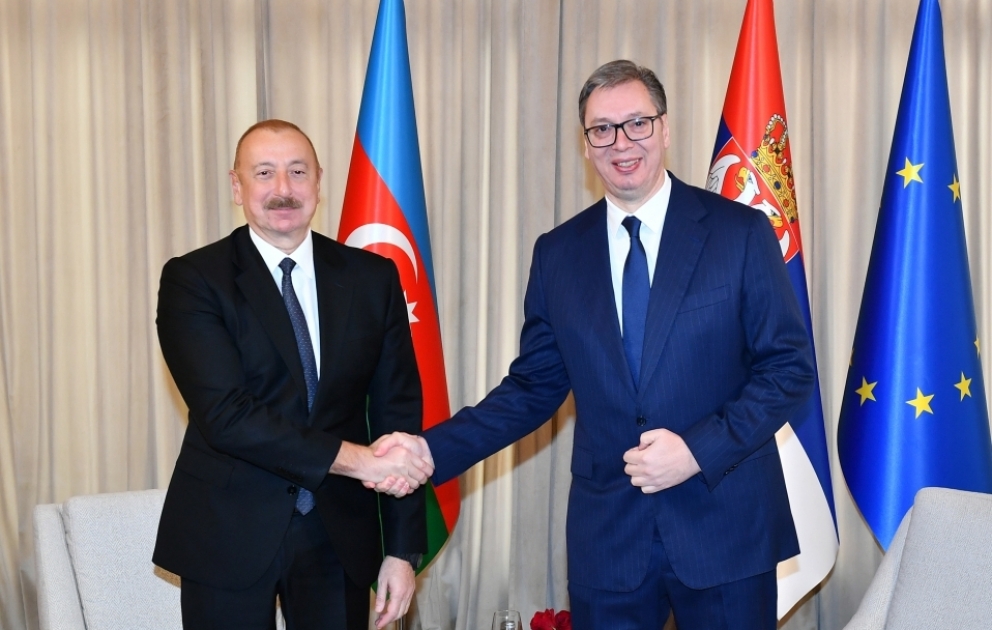 Prezident İlham Əliyevin Serbiya Prezidenti Aleksandar Vuçiçlə təkbətək və geniş tərkibdə görüşləri olub