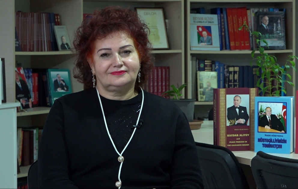 Heydər Əliyevin ilk dəfə şəxsi arxivindən istifadə edən tarixçi