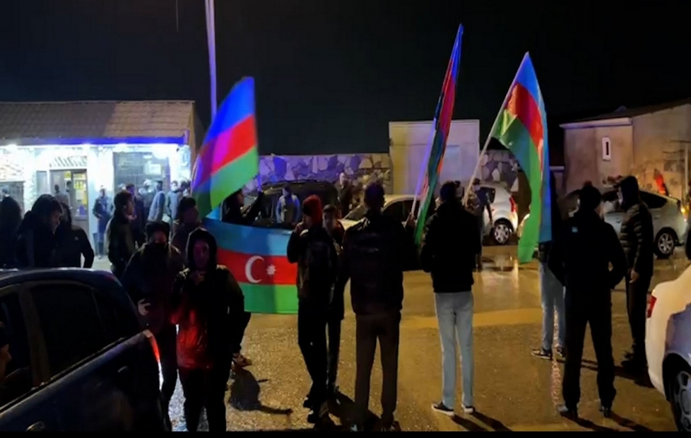 Hər kəs əsirlikdən qayıdan Hüseynin yolunu gözləyir