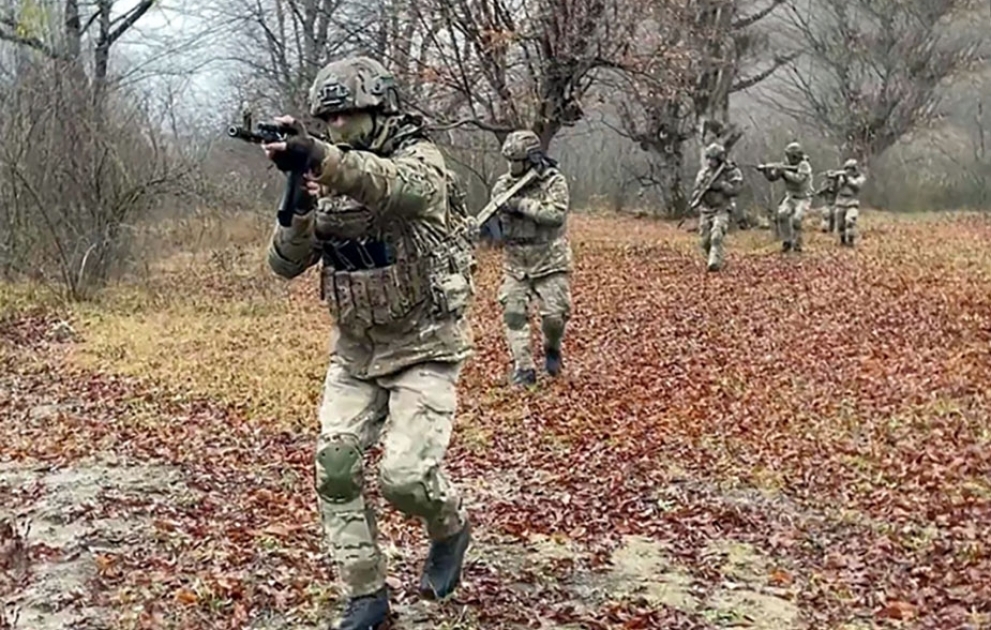 Komando bölmələri ilə taktiki-xüsusi təlim keçirilib