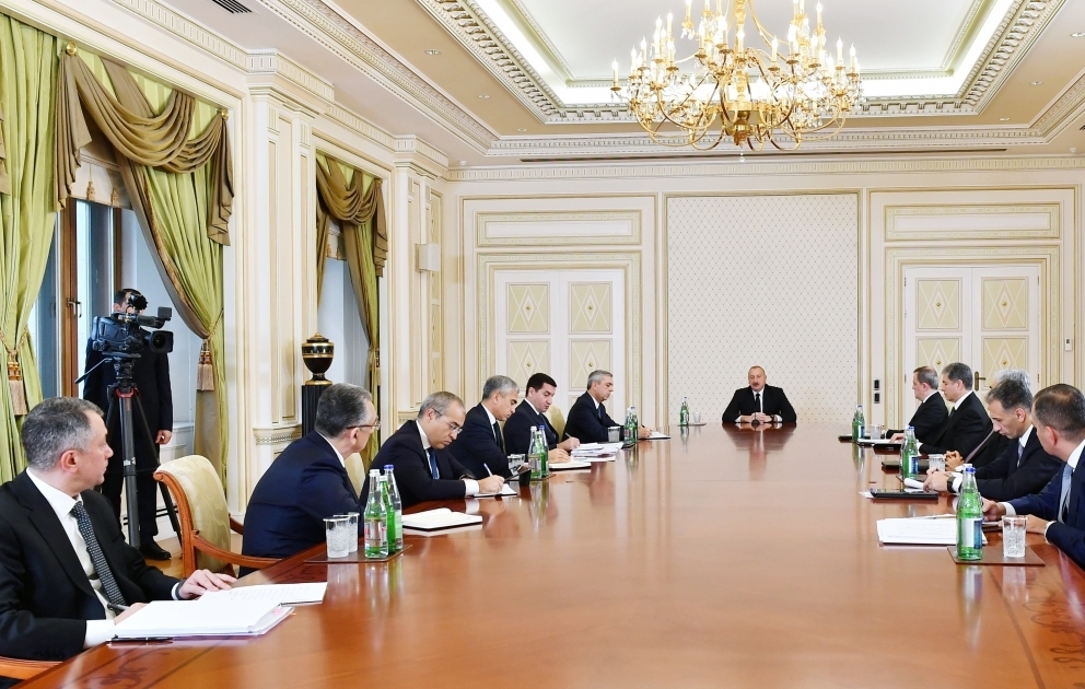 Une réunion consacrée à la tenue de la COP29 en Azerbaïdjan se tient sous la présidence d’Ilham Aliyev