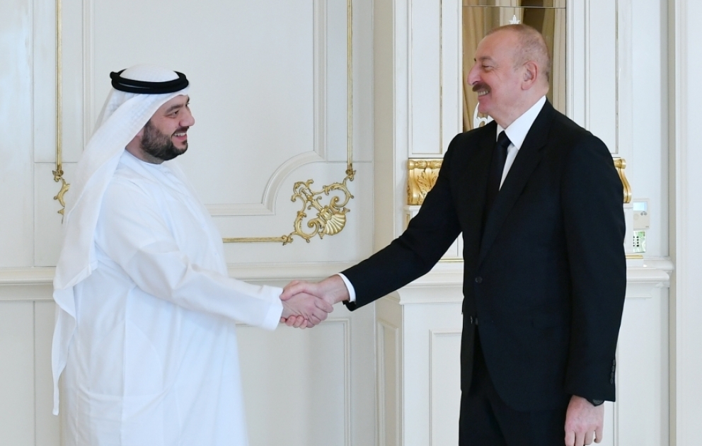 Prezident İlham Əliyev Birləşmiş Ərəb Əmirliklərinin investisiya nazirini qəbul edib