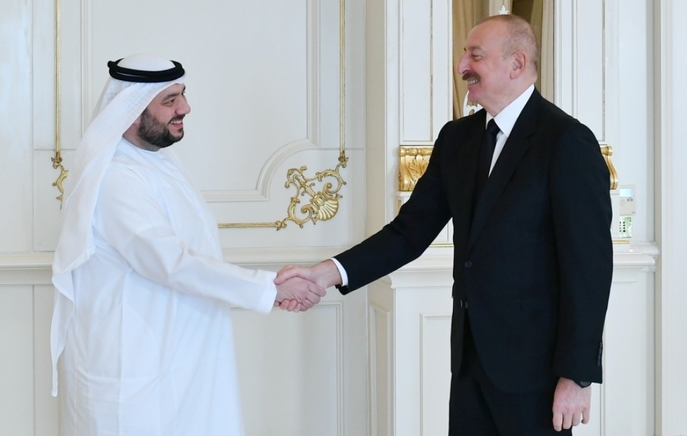 Le président azerbaïdjanais reçoit le ministre émirati de l’Investissement
