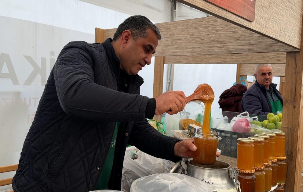 Paytaxtda ənənəvi bayram yarmarkası