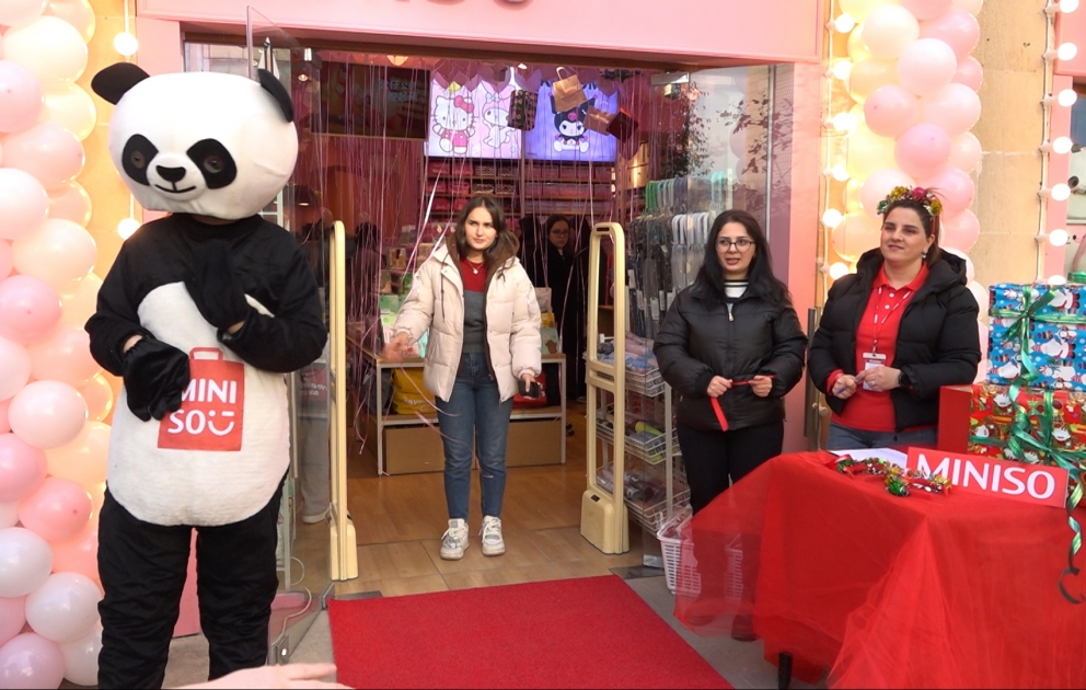 ® MINISO brend mağazası yenilənmə şənliyi keçirib