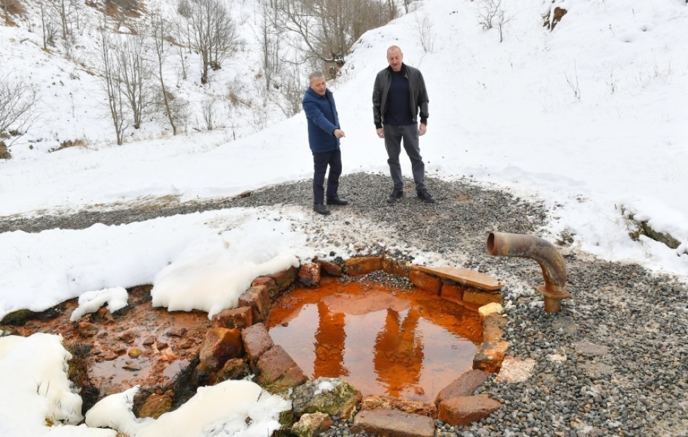 Le président Aliyev visite la source Tourchsou dans le district de Choucha