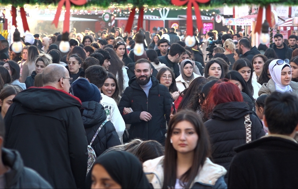 Yeni ili ölkəmizdə qarşılayan turistlər