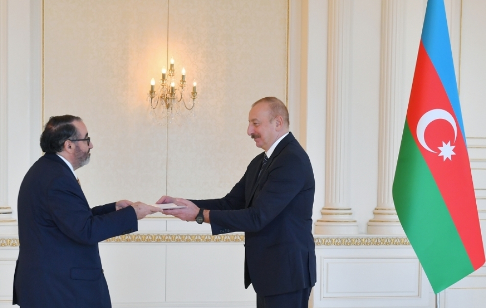 President Ilham Aliyev accepted credentials of incoming ambassador of Peru to Azerbaijan