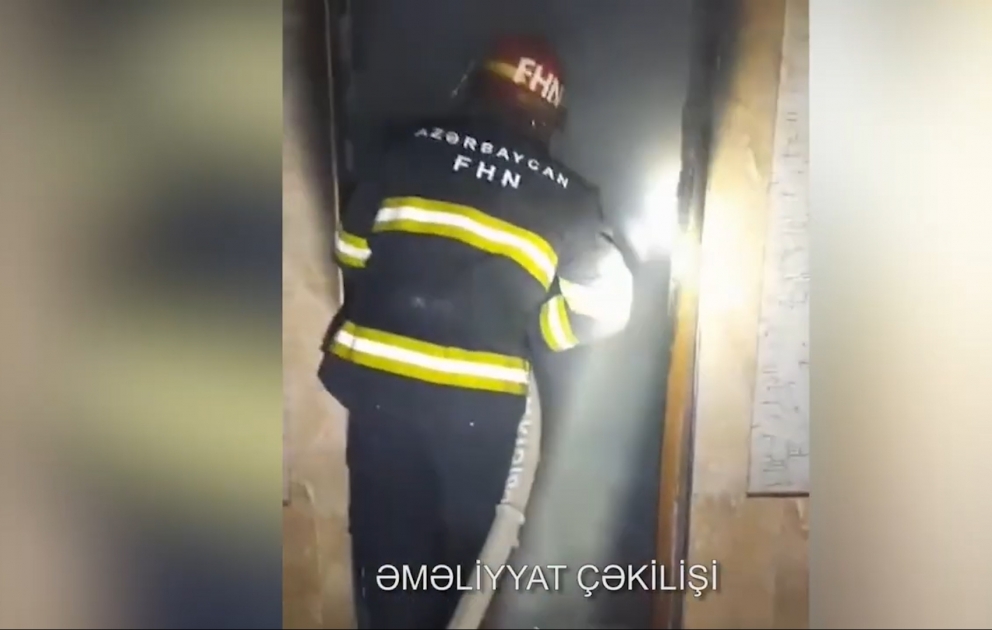 Şəmkirdə ev yanıb
