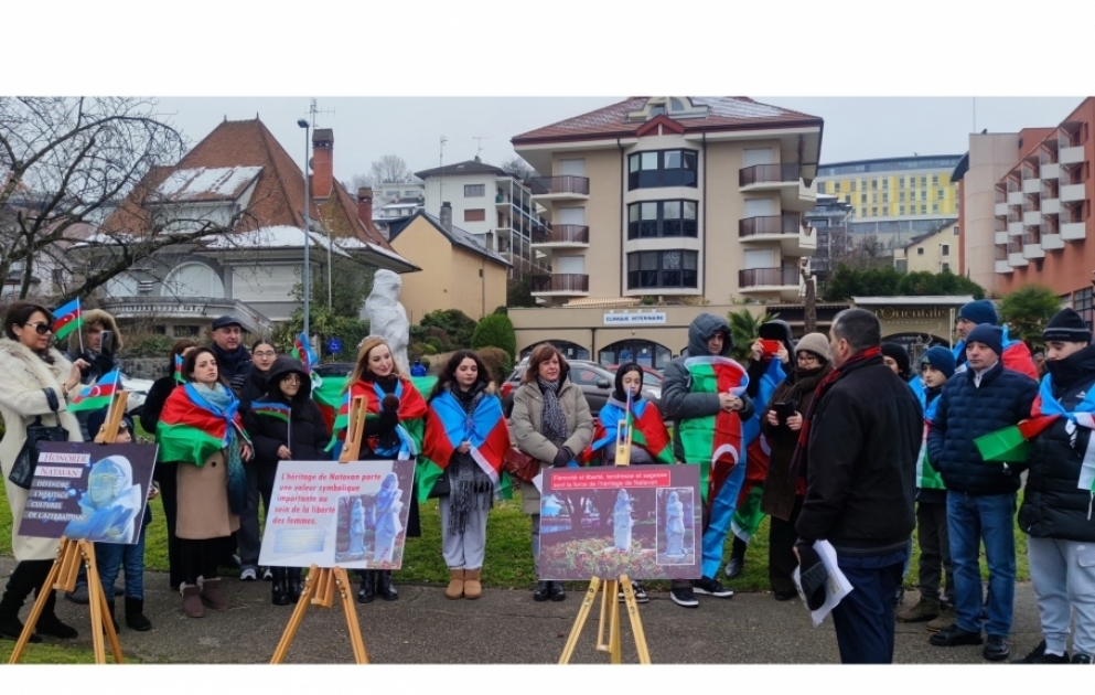 France : un rassemblement de protestation contre l’acte de vandalisme commis vis-à-vis de la statue de Natavan