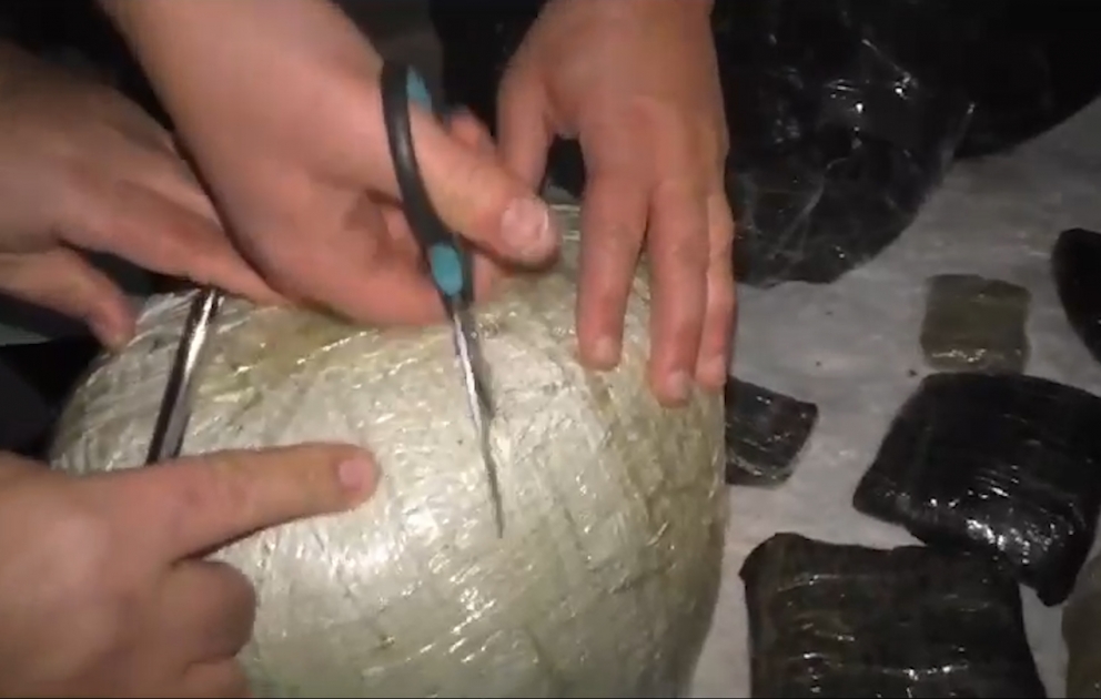 Qusarda saxlanılan şəxsdən 3 kiloqramdan çox narkotik aşkarlanıb