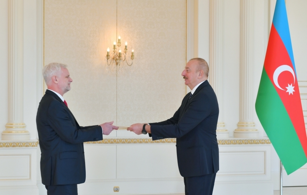 President Ilham Aliyev received credentials of incoming U.S. ambassador to Azerbaijan