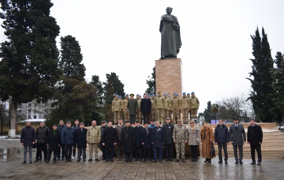 Lənkəranda görkəmli sərkərdə Həzi Aslanovun xatirəsi anılıb