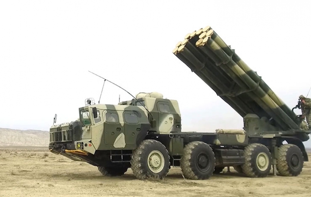 Azerbaijani Defense Ministry presents weekly summary of events