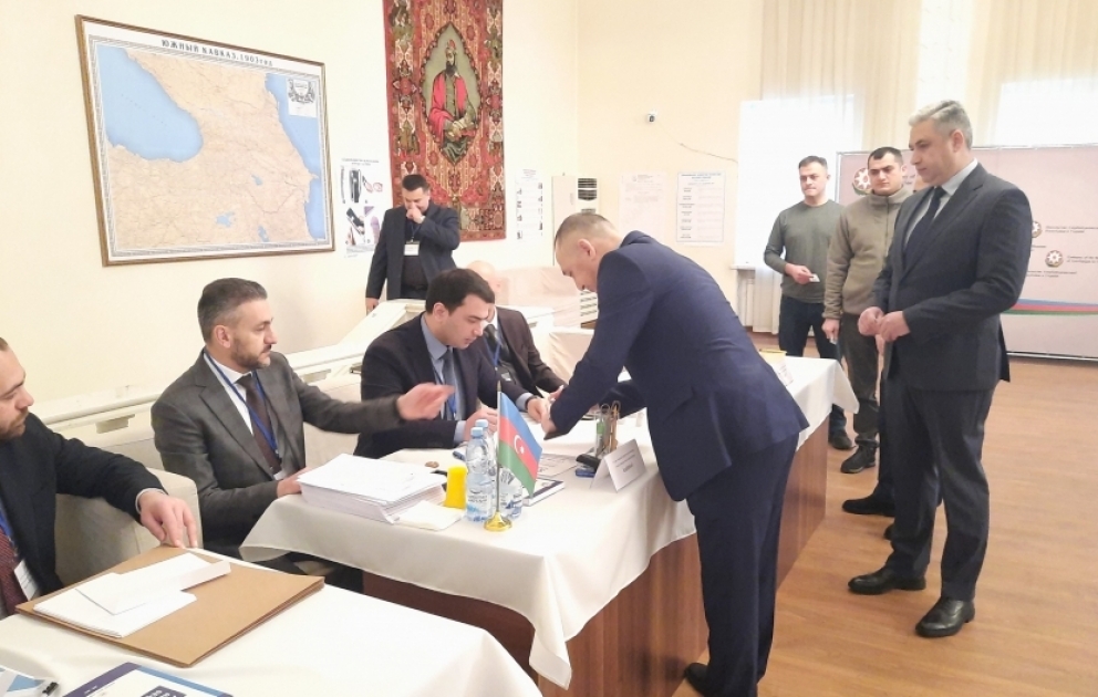 Prezident seçkiləri ilə əlaqədar Kiyevdə 600-ə yaxın Azərbaycan vətəndaşı səs verəcək