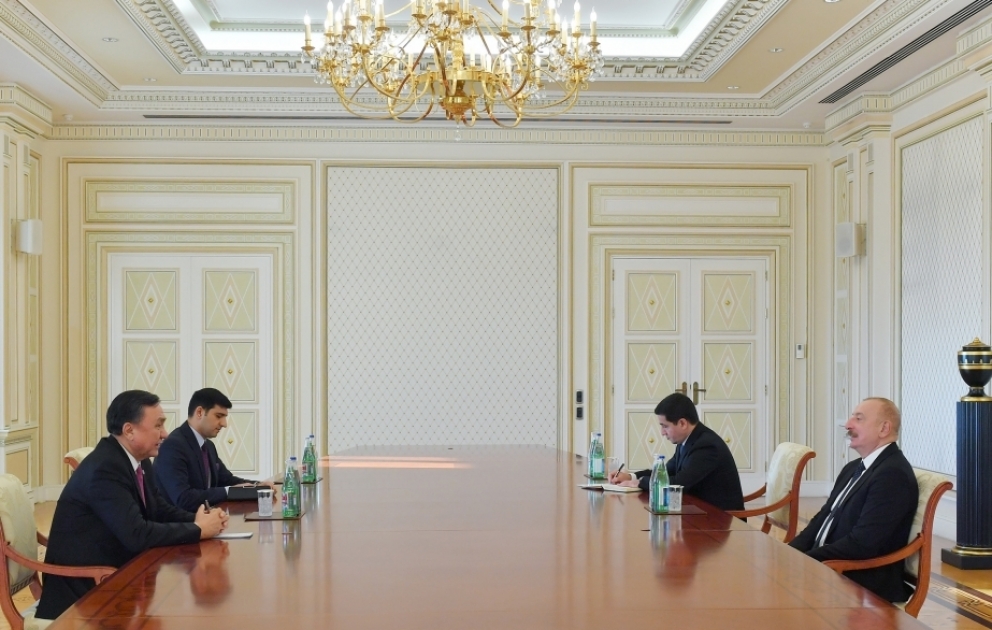 Le président Ilham Aliyev reçoit le secrétaire général de l'Organisation des Etats turciques